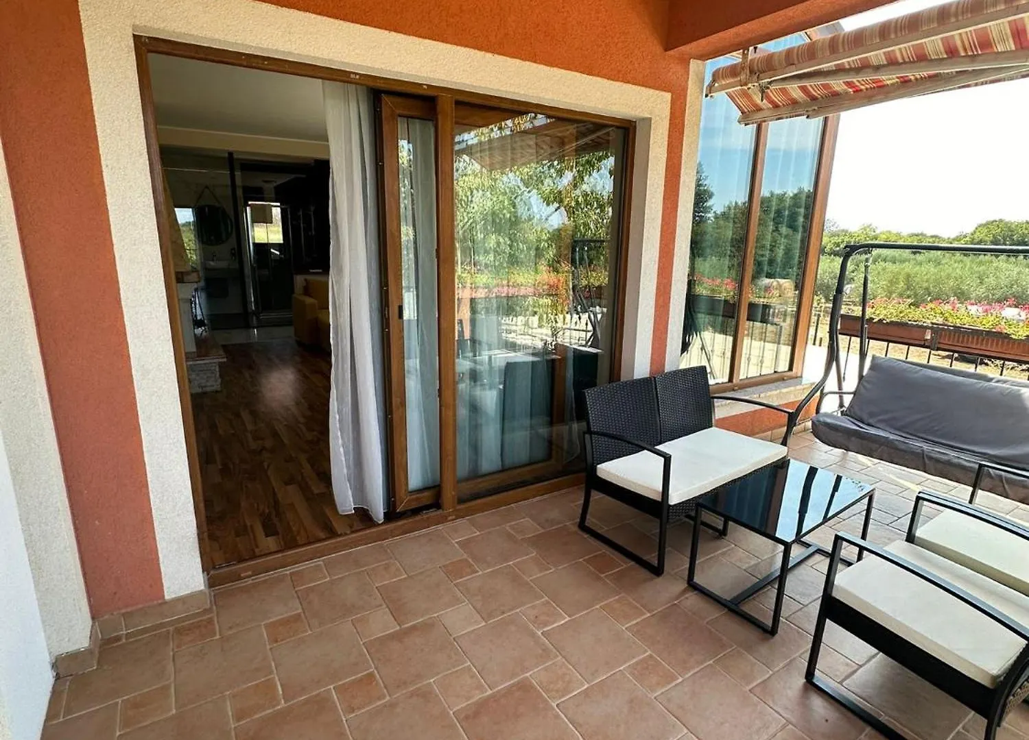 Hotel Natura Vilanija