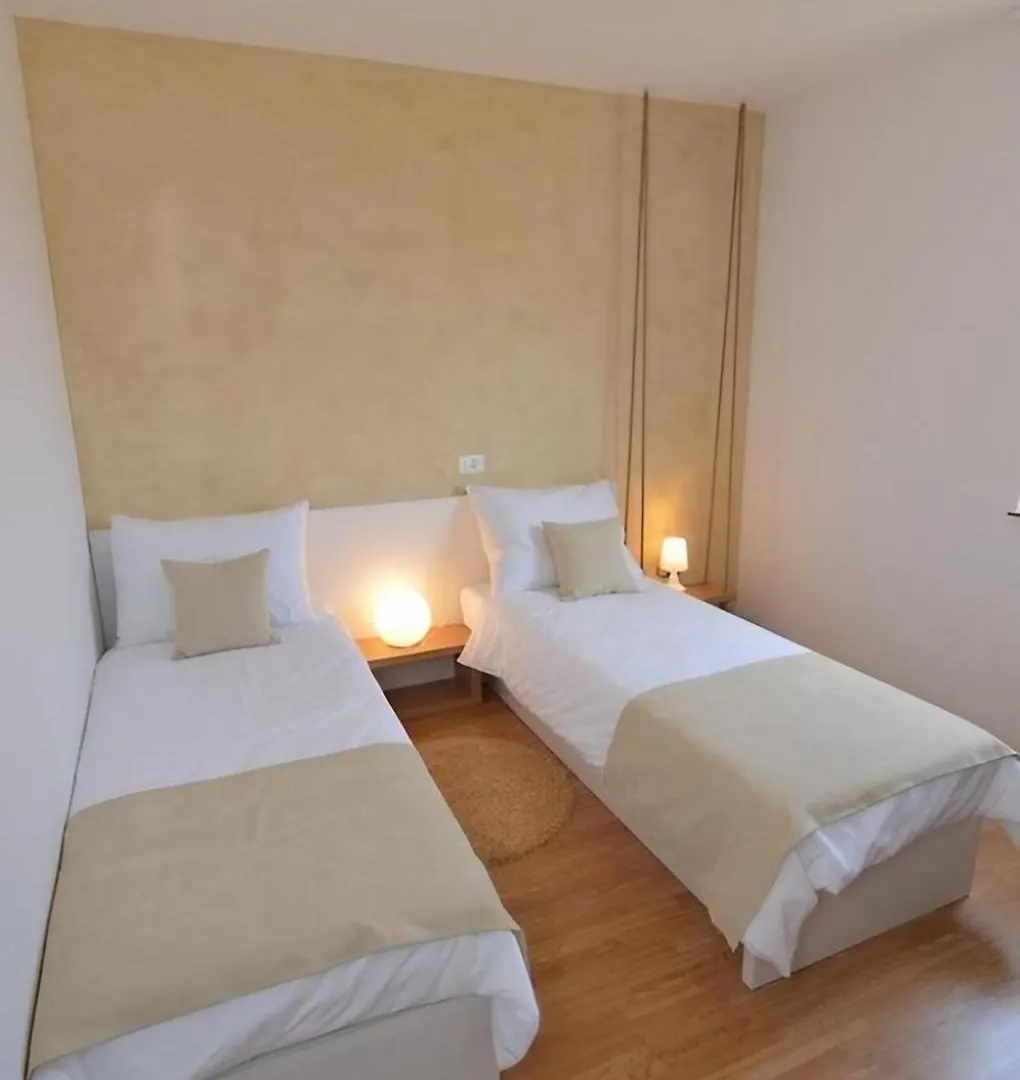 Hotel Natura Vilanija