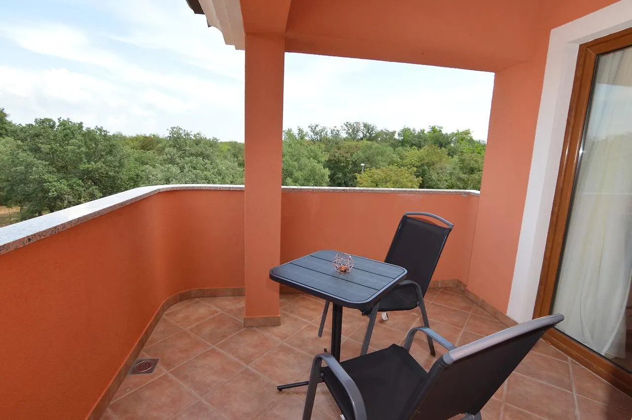 Hotel Natura Vilanija