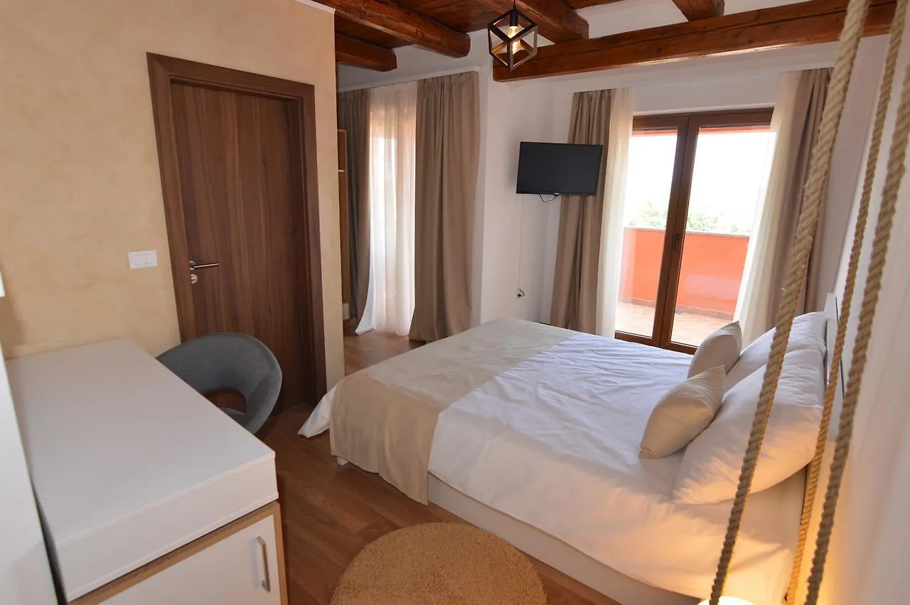 Hotel Natura Vilanija