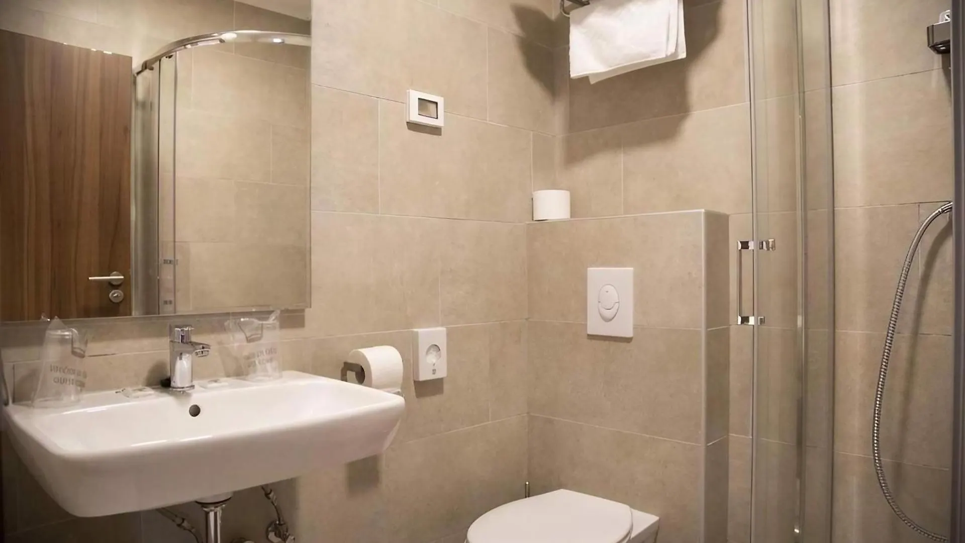 Hotel Natura Vilanija