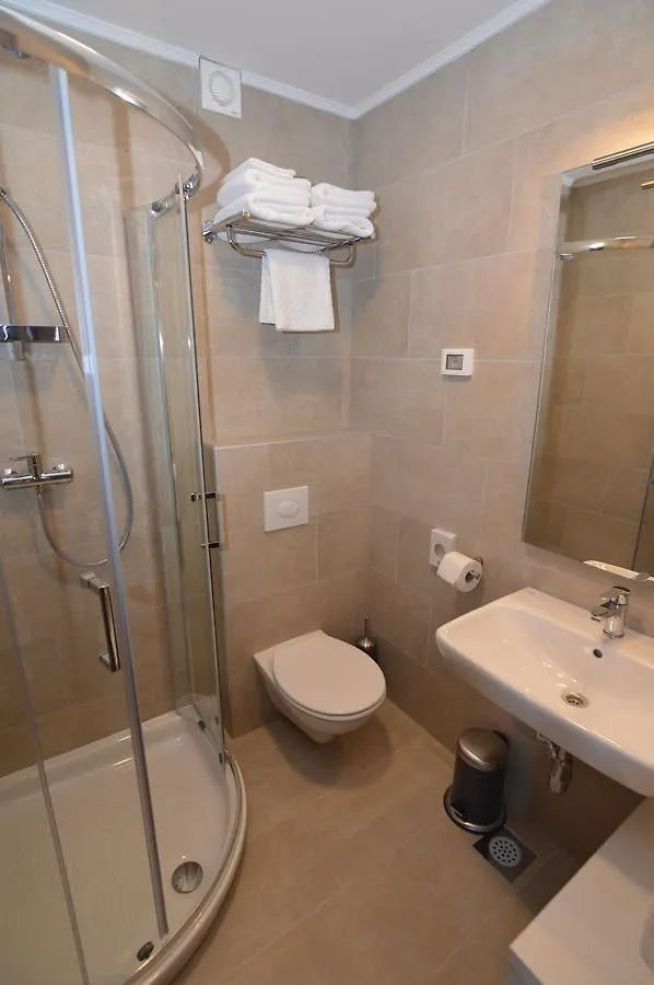 Hotel Natura Vilanija 3*,